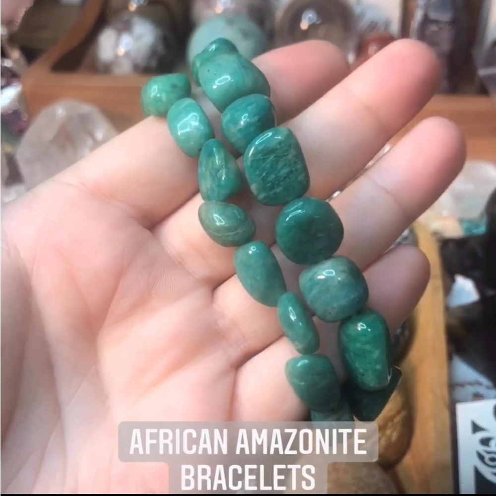 📿 1 African Turquoise Chip Chunk Beaded Bracelet